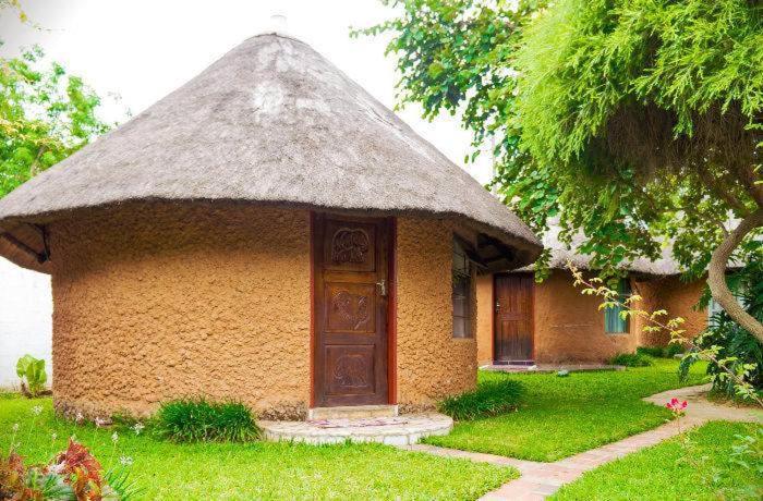 Reed Mat Lodge Lusaka Dış mekan fotoğraf